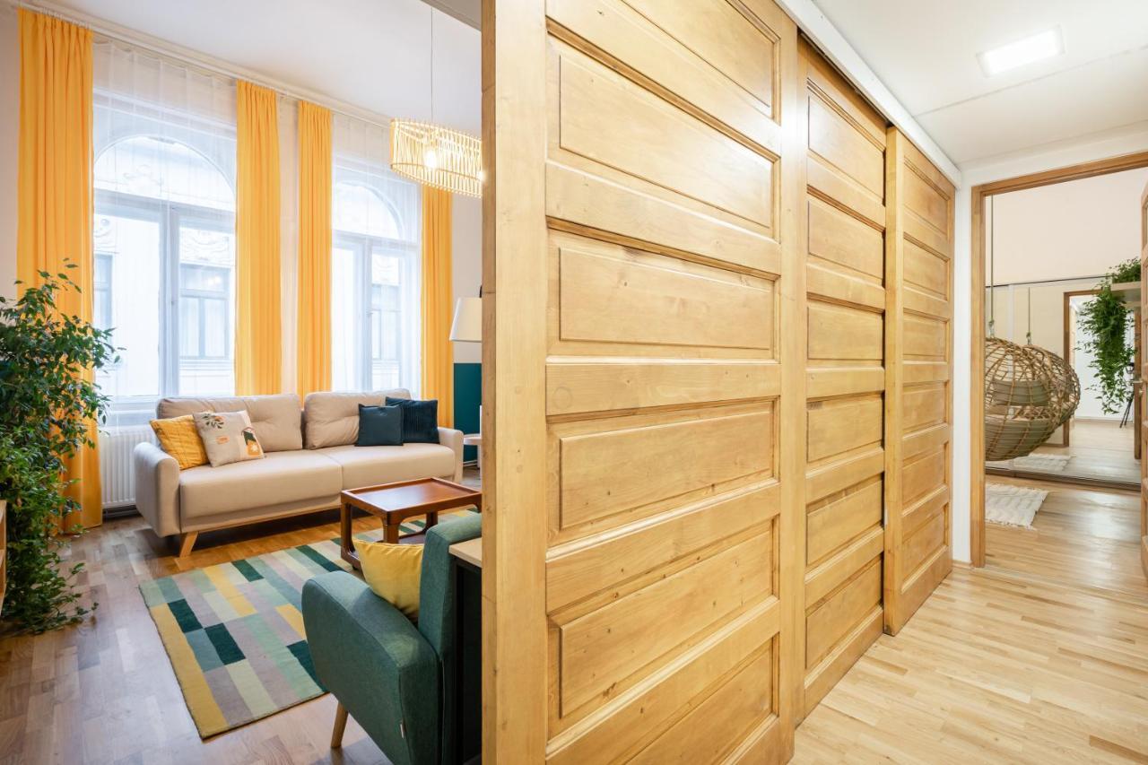 Live Star Apartment Budapest Luaran gambar