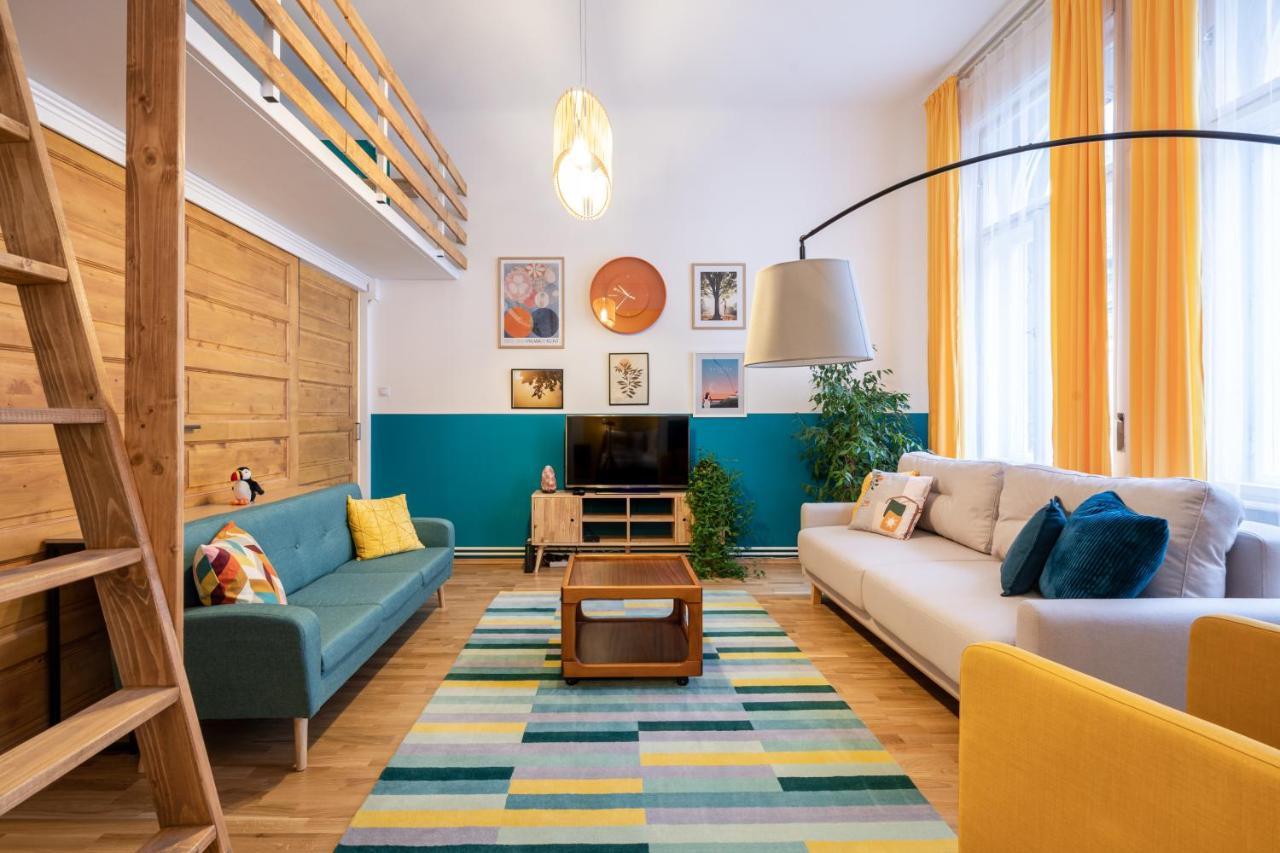 Live Star Apartment Budapest Luaran gambar